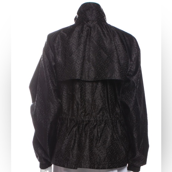 ❤️❤️ BURBERRY
Austell Monogram Econyl Logo-jacquard Jacket,❤️❤️ - Picture 5 of 6